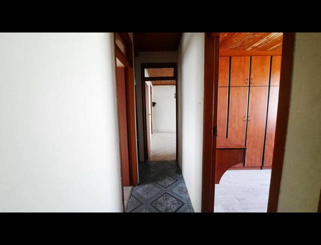 3 BEDROOM SIMPLEX FOR SALE IN CLAYFIELD